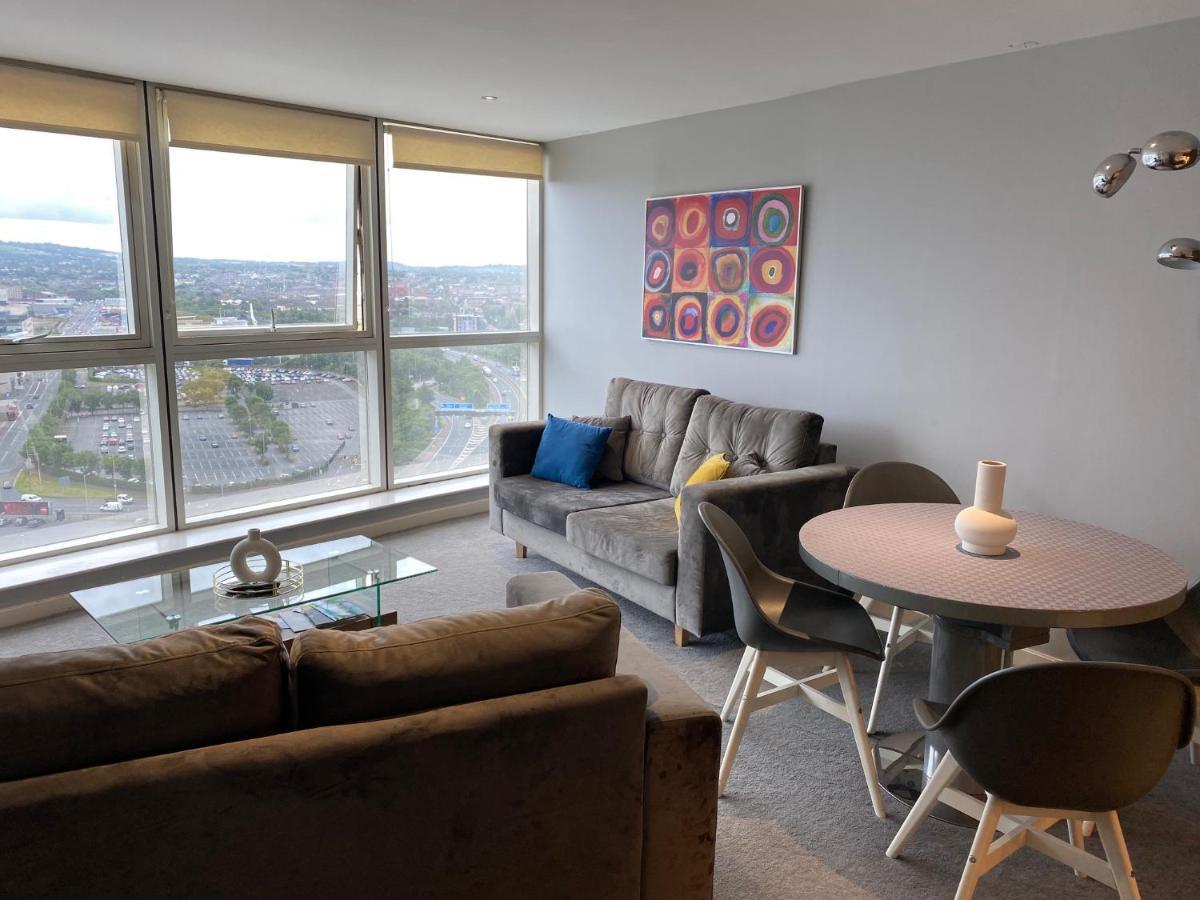 Titanic And Sea View Belfast 2 Bedroom Apartment City Centre Buitenkant foto