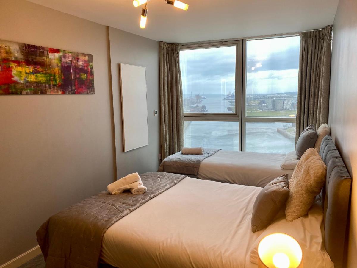 Titanic And Sea View Belfast 2 Bedroom Apartment City Centre Buitenkant foto