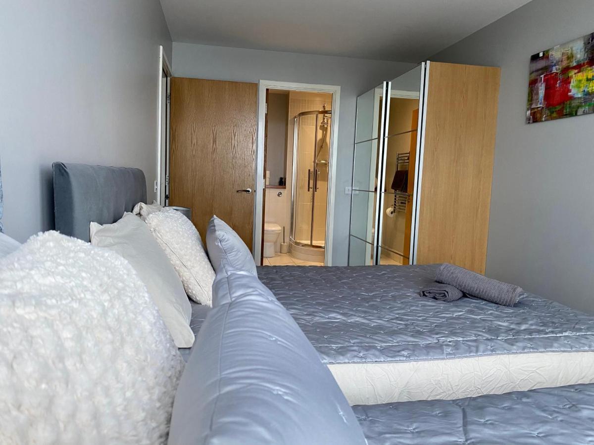 Titanic And Sea View Belfast 2 Bedroom Apartment City Centre Buitenkant foto
